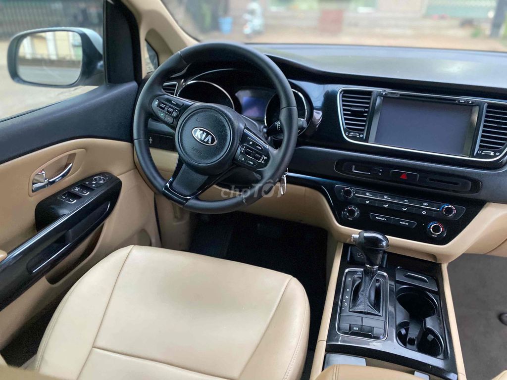 Kia Sedona 2016 2.2 Dầu Trắng. Mua bán Ô tô tại Thành phố Long Khánh Đồng Nai được đăng bởi Mr hiếu hình 12