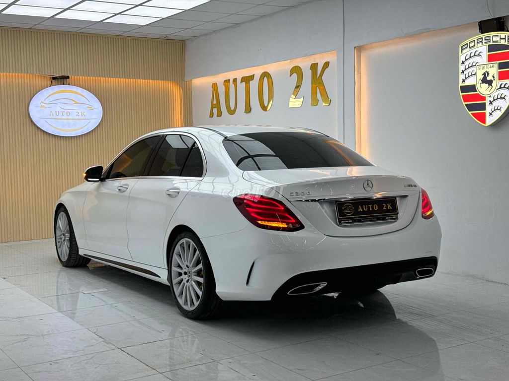 Mercedes C300 AMG sx 2018 full đồ chơi rẻ nhất VN. Mua bán Ô tô tại Thành phố Thủ Đức Tp Hồ Chí Minh được đăng bởi Võ Văn Kiệt hình 6