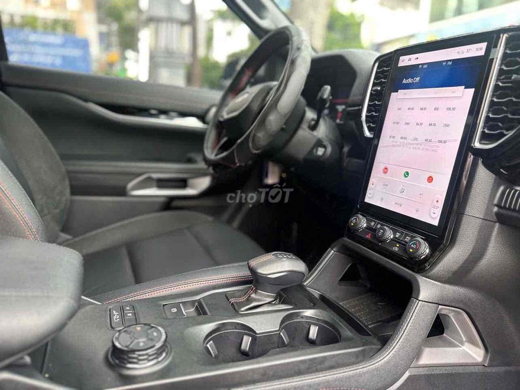 Ford Stomtrak odo lướt 3.100 km. Mua bán Ô tô tại Quận 3 Tp Hồ Chí Minh được đăng bởi Sơn Nguyễn hình 8