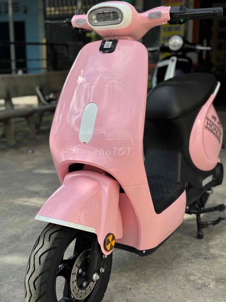 Xe điện VC 2025 mẫu mới mạnh mẽ đi lâu cốp để đồ. Mua bán Xe điện tại Quận Bình Tân Tp Hồ Chí Minh được đăng bởi Hữu Trung hình 2