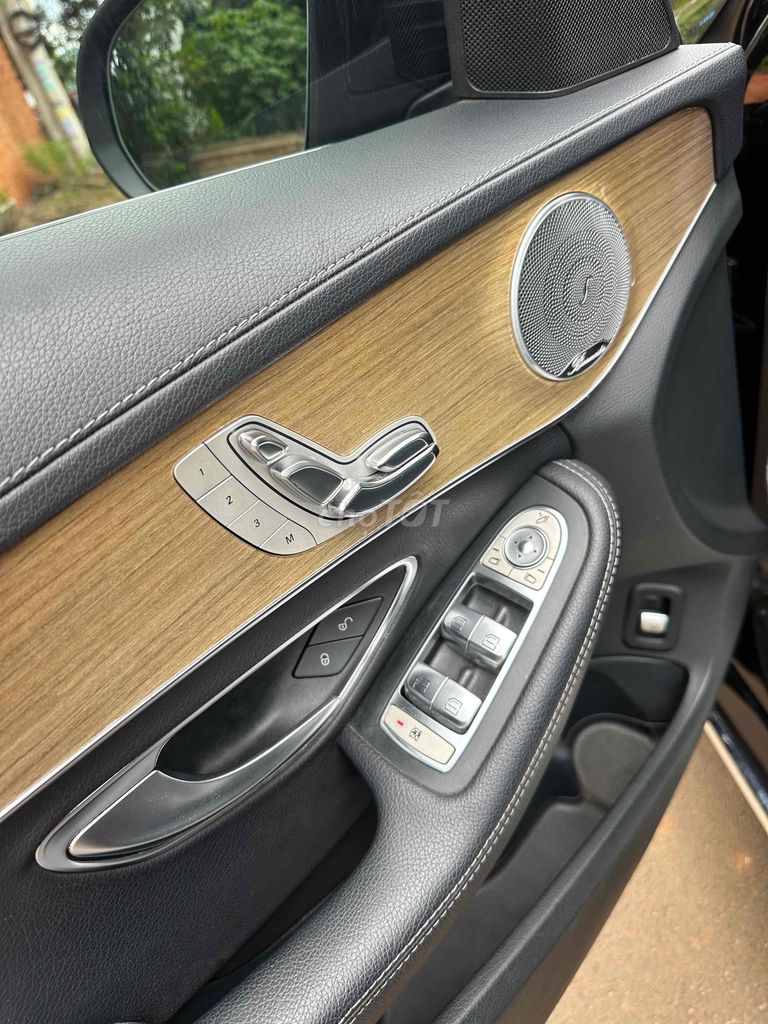 Mercedes Benz C Class 2017 C250 Exclusive. Mua bán Ô tô tại Thành phố Buôn Ma Thuột Đắk Lắk được đăng bởi AUTO Anh Phát hình 11