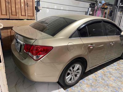 Chevrolet Cruze Vàng cát