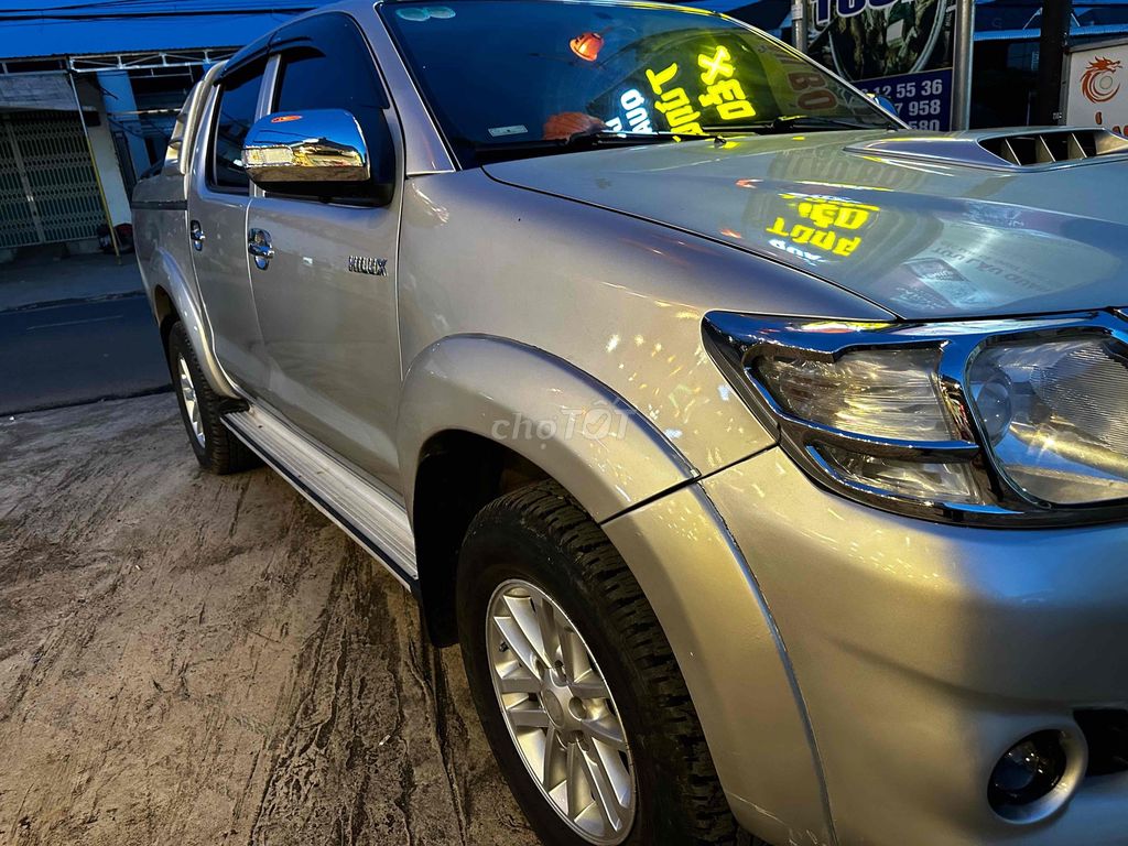 Toyota Hilux 2013 2.5E 4x2 MT - 80000 km. Mua bán Ô tô tại Huyện Cư Kuin Đắk Lắk được đăng bởi nguyễn thiên hải hình 2