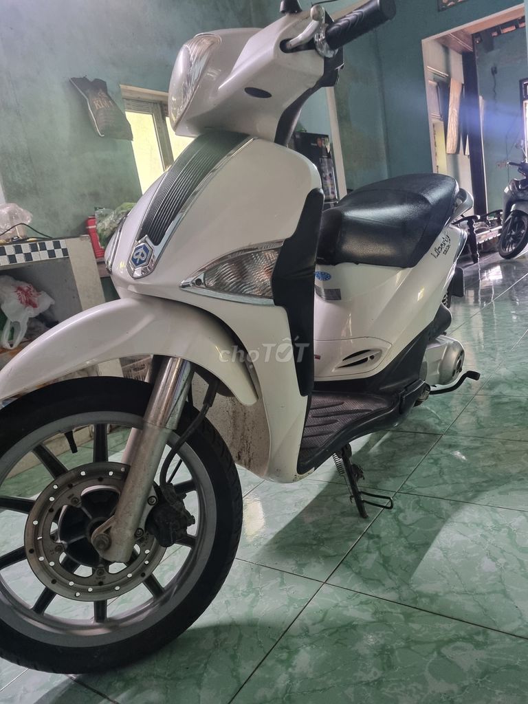 Xe tay ga Liberty màu trắng giấy tờ đầy đủ. Mua bán Xe máy tại Huyện Đại Lộc Quảng Nam được đăng bởi Ngoc ngan hình 3