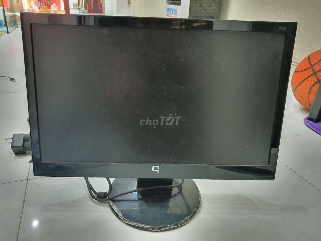 Màn hình Compaq F191 Đen 18.5 inch. Mua bán Phụ kiện (Màn hình, Chuột...) tại Thành phố Thủ Đức Tp Hồ Chí Minh được đăng bởi Nguyễn Văn Minh hình 1