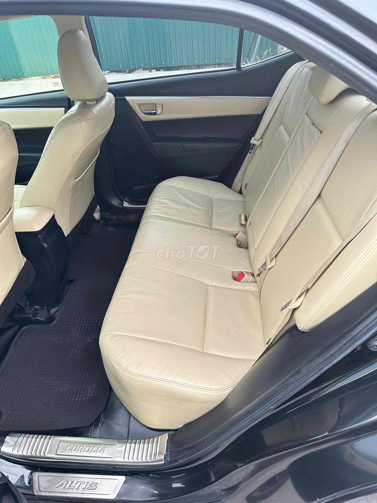 Toyota Corolla Altis 2019 1.8G Đen. Mua bán Ô tô tại Thành phố Hà Tĩnh Hà Tĩnh được đăng bởi Vĩnh Trung hình 8