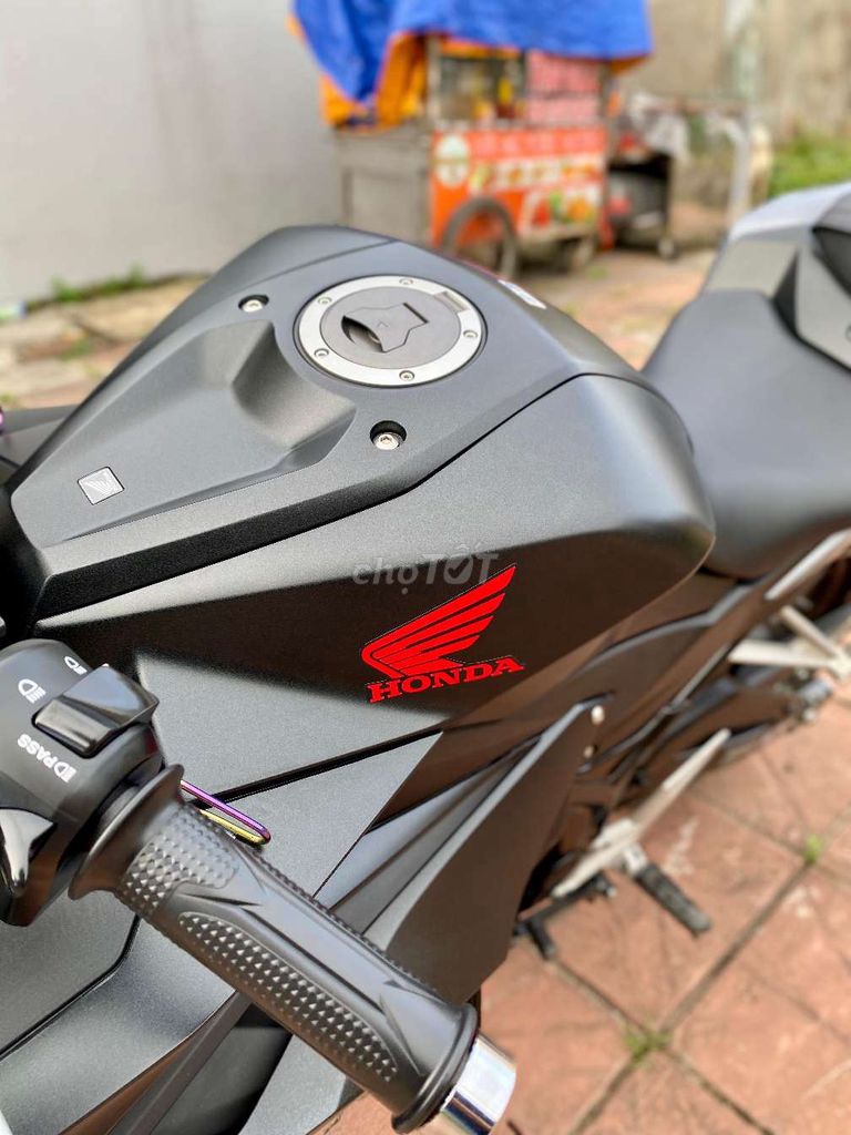 Honda CBR-150R 2021 bản ĐẶC BIỆT 5.300Km. Mua bán Xe máy tại Quận Ninh Kiều Cần Thơ được đăng bởi Xe Máy TÂN LIÊN HƯNG 1 91B hình 6
