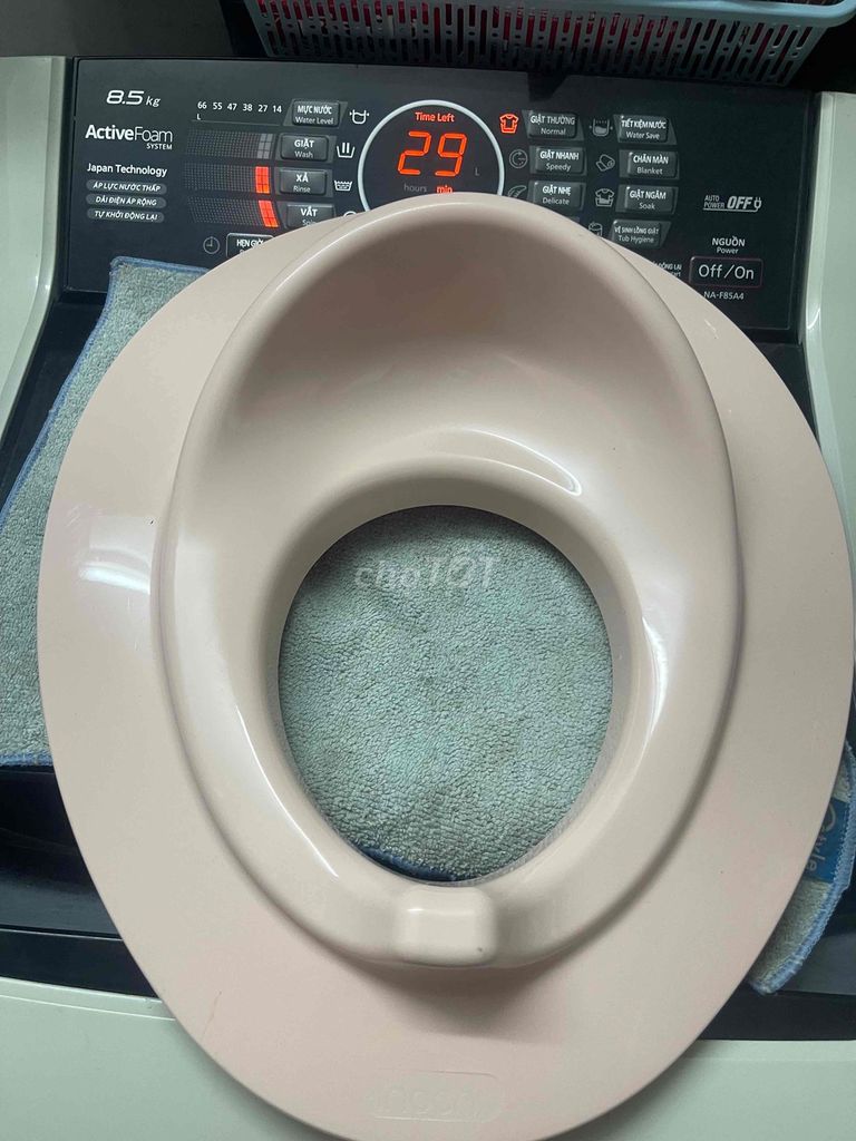 Ghế lót bồn cầu Inochi Notoro. Mua bán Mẹ và bé tại Thành phố Biên Hòa Đồng Nai được đăng bởi Tuấn Anh hình 1