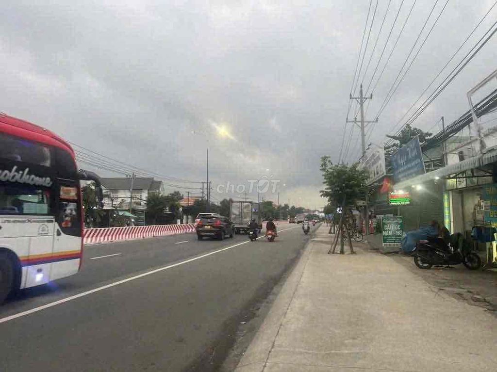 XƯỞNG MẶT TIỀN MỸ PHƯỚC – TÂN VẠN, BÌNH CHUẨN, DT 740M2 (15.5X48M). Mua bán Văn phòng, Mặt bằng kinh doanh tại Thành phố Thuận An Bình Dương được đăng bởi Nguyễn Tuấn  hình 4