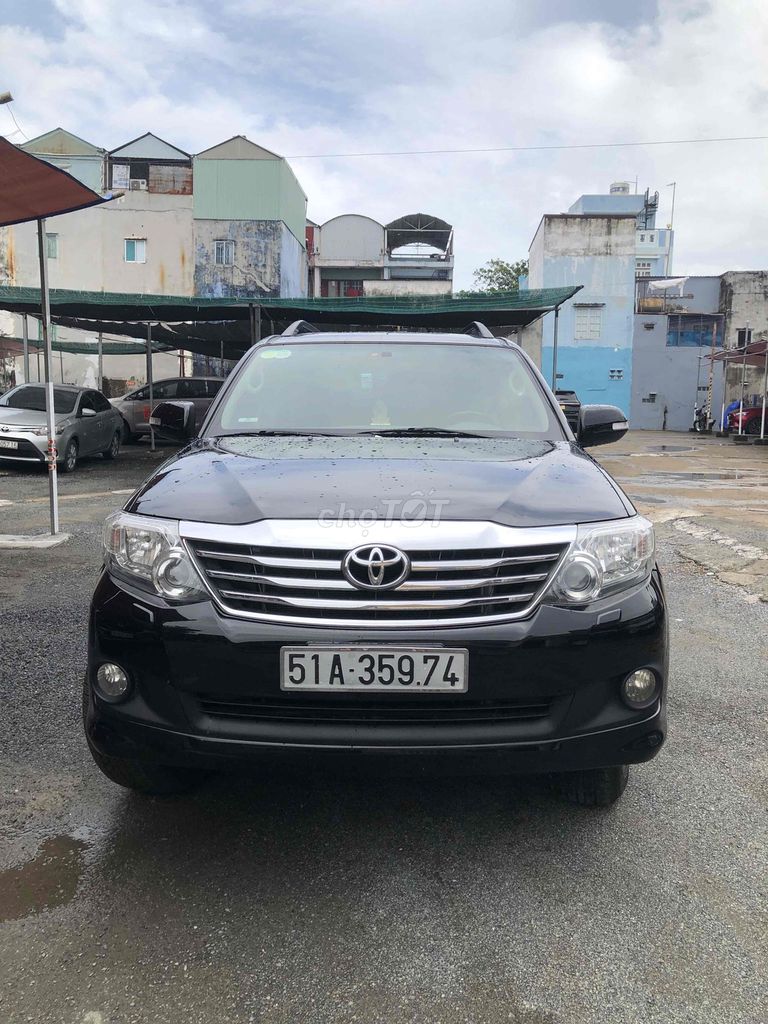 Toyota Fortuner 2.7G tự động xăng 2 cầu hàng hiếm. Mua bán Ô tô tại Quận 8 Tp Hồ Chí Minh được đăng bởi Nguyễn Duy hình 2