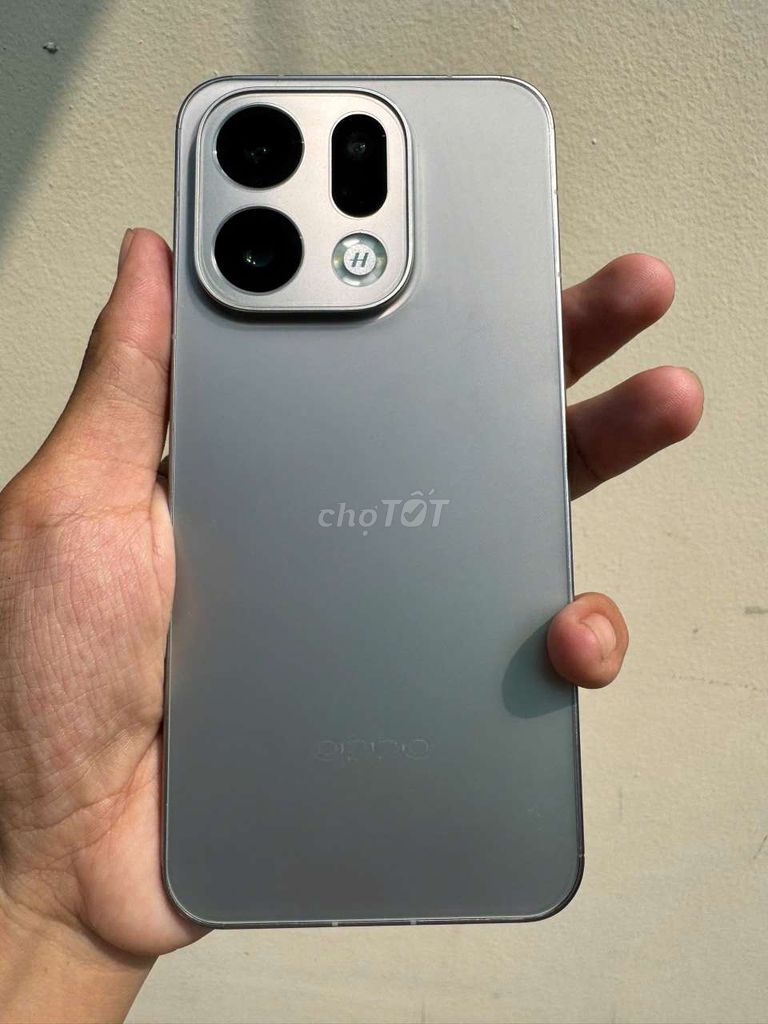 Oppo Find X9 Titan NĐ 12/256 Fullbox. Mua bán Điện thoại tại Thành phố Thủ Đức Tp Hồ Chí Minh được đăng bởi Thành Đạt hình 1