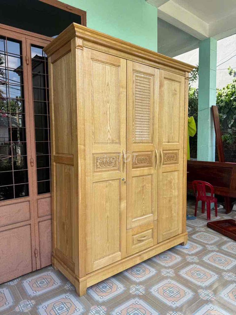 Tủ quần áo gỗ sồi 3 cánh. Mua bán Tủ, kệ gia đình tại Huyện Hòa Vang Đà Nẵng được đăng bởi Nguyễn Thị Minh Thắng hình 1