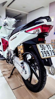 Honda Future Wave 125 Trắng
