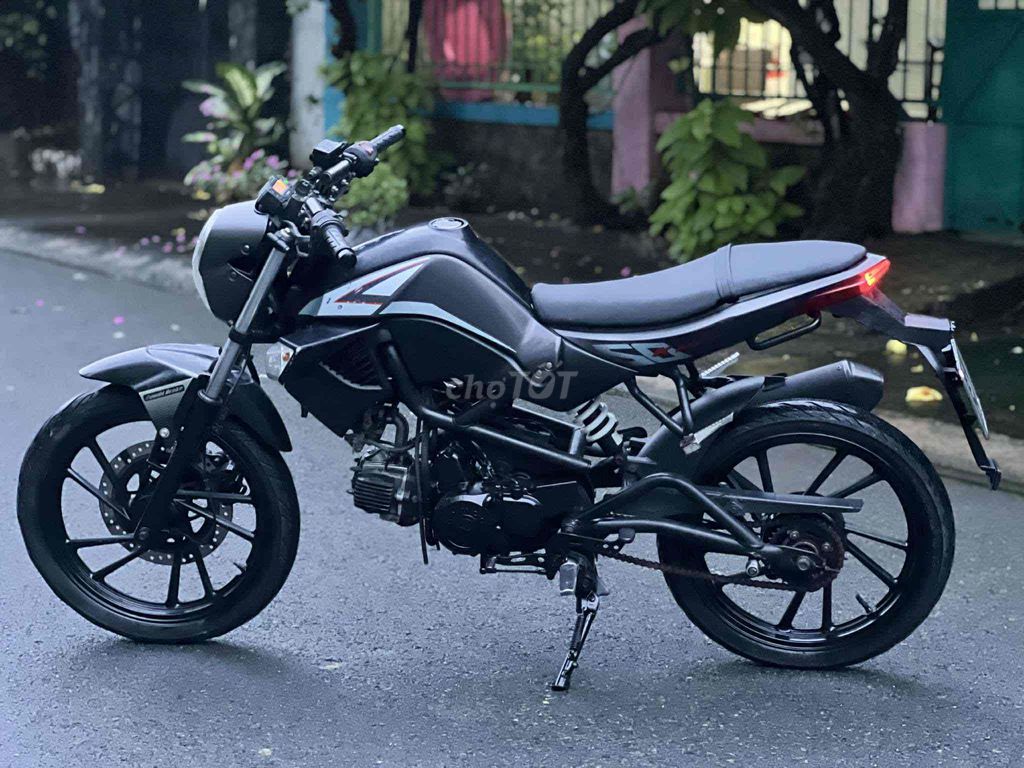 🌈Xe Kimco 2018 màu  đen 50c lịch lãm cá tính. Mua bán Xe máy tại Thành phố Thủ Đức Tp Hồ Chí Minh được đăng bởi Nguyễn Thanh Bình hình 4