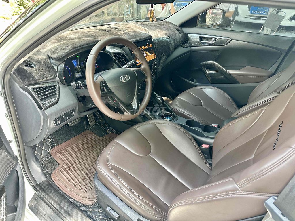 Hyundai Veloster 2011 1.6 GDI AT - 85000 km. Mua bán Ô tô tại Thành phố Biên Hòa Đồng Nai được đăng bởi Luxury AUTO  hình 5