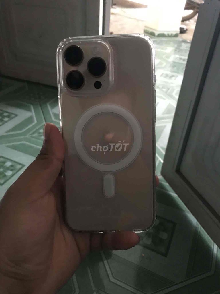 Apple iPhone 16 Pro Max Vàng. Mua bán Điện thoại tại Thành phố Bảo Lộc Lâm Đồng được đăng bởi Phúc Phan Thiên hình 1