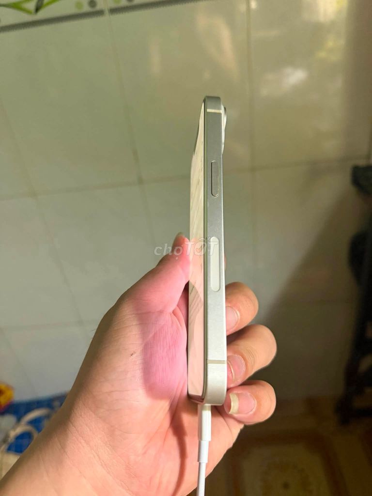 Apple iPhone 14 128GB Trắng. Mua bán Điện thoại tại Thành phố Thủ Đức Tp Hồ Chí Minh được đăng bởi Hội Đồ Điện Tử hình 1