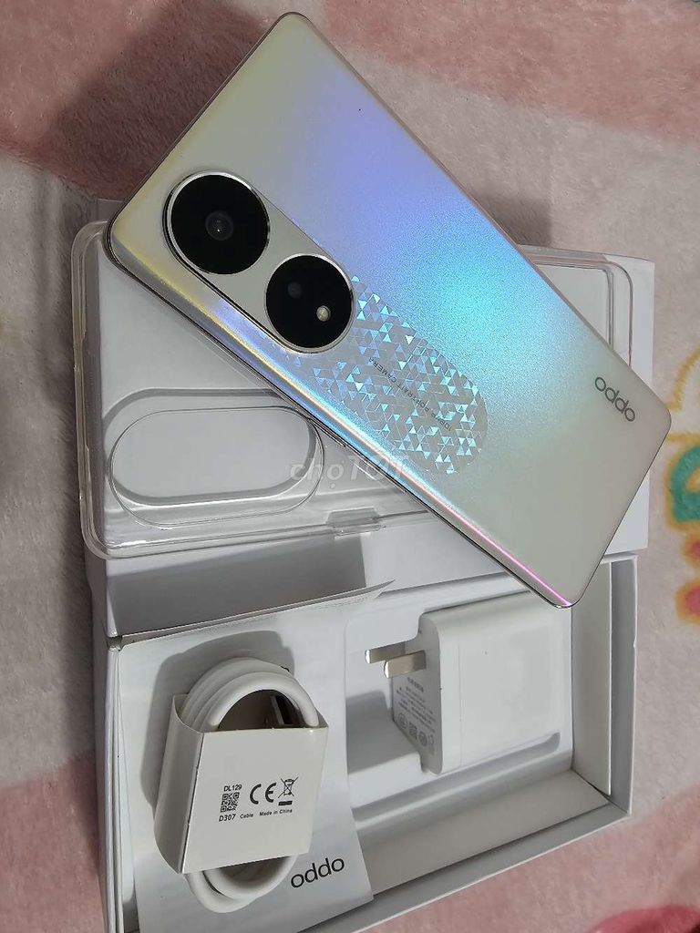 Oppo Reno 8T 5G Hãng 2 Sim Zin Đẹp 99% 8+256G . Mua bán Điện thoại tại Quận Ninh Kiều Cần Thơ được đăng bởi Đang Mobile Có Thu Máy Lại Mua bán uy tín  hình 1