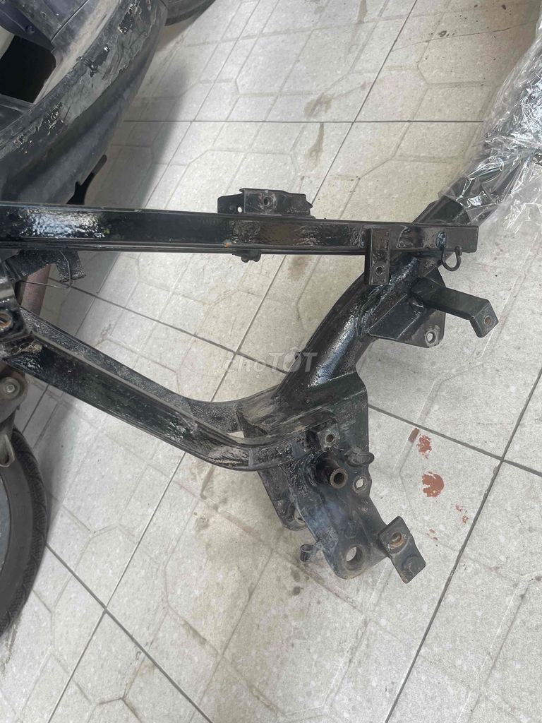 Sườn wave alpha nhỏ zin. Mua bán Phụ tùng xe tại Quận 12 Tp Hồ Chí Minh được đăng bởi NF110 hình 3