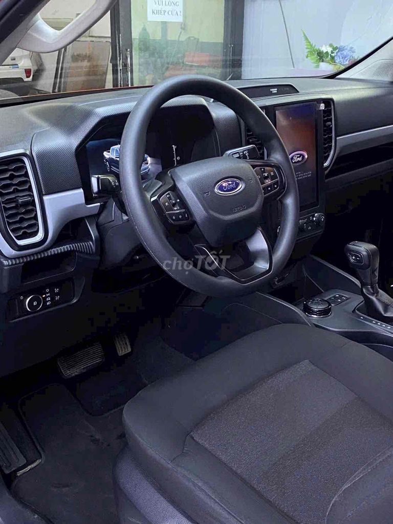 Ford Ranger 2022 XLS 2.0 4x4 AT. Có XHĐ.. Mua bán Ô tô tại Thành phố Long Xuyên An Giang được đăng bởi Luân Ford hình 2