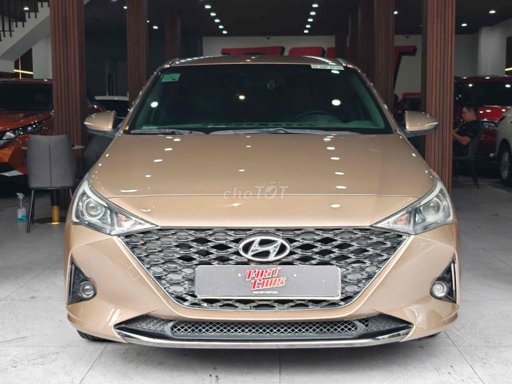 Hyundai Accent 1.4 AT 2023 пробег 72 000 км без дефектов