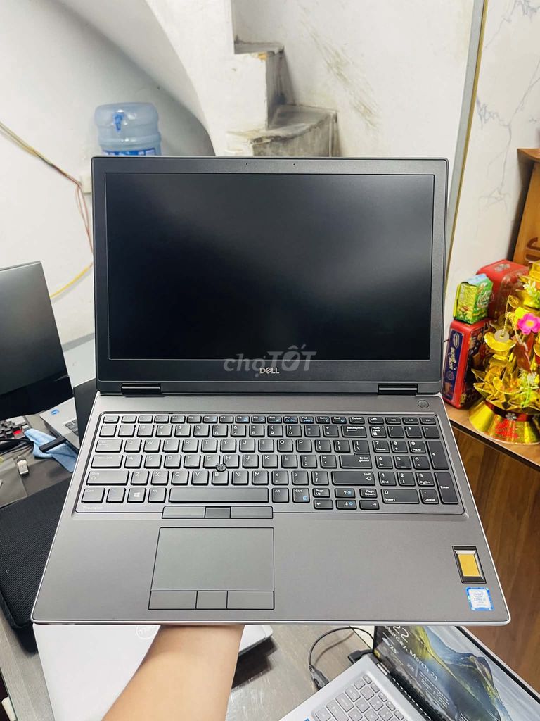 Dell Precision 7540 i5-9400H 16GB/512GB/T2000 4G. Mua bán Laptop tại Quận Hà Đông Hà Nội được đăng bởi Đào Văn Việt hình 1
