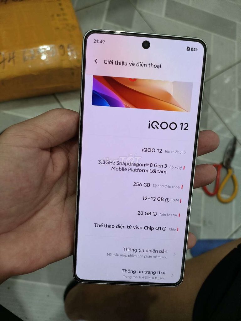 IQOO 12 5G 12-256 fullbox keng mới kích hoạt gần