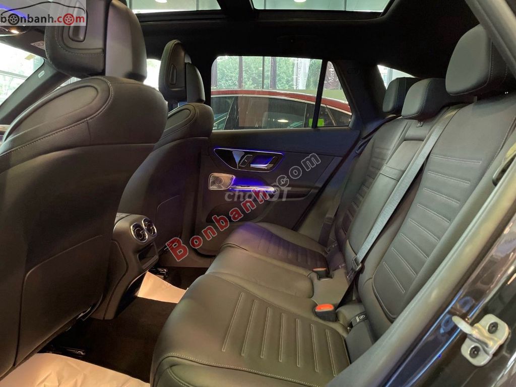 Xe Mercedes Benz GLC 300 4Matic 2025. Mua bán Ô tô tại Quận Đống Đa Hà Nội được đăng bởi Nguyễn Văn Hải hình 6