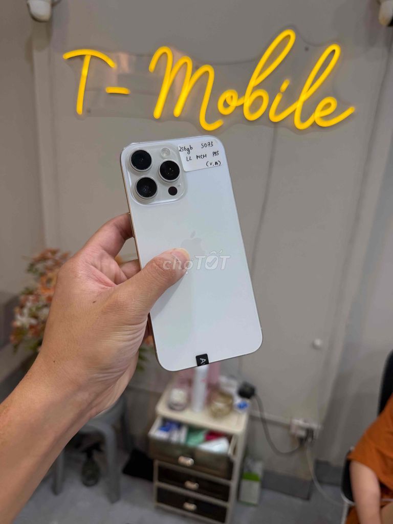 15 Promax 256Gb Quốc Tế zin đẹp pin zin 95%. Mua bán Điện thoại tại Quận Thanh Xuân Hà Nội được đăng bởi Ngô Tráng T Mobile hình 1