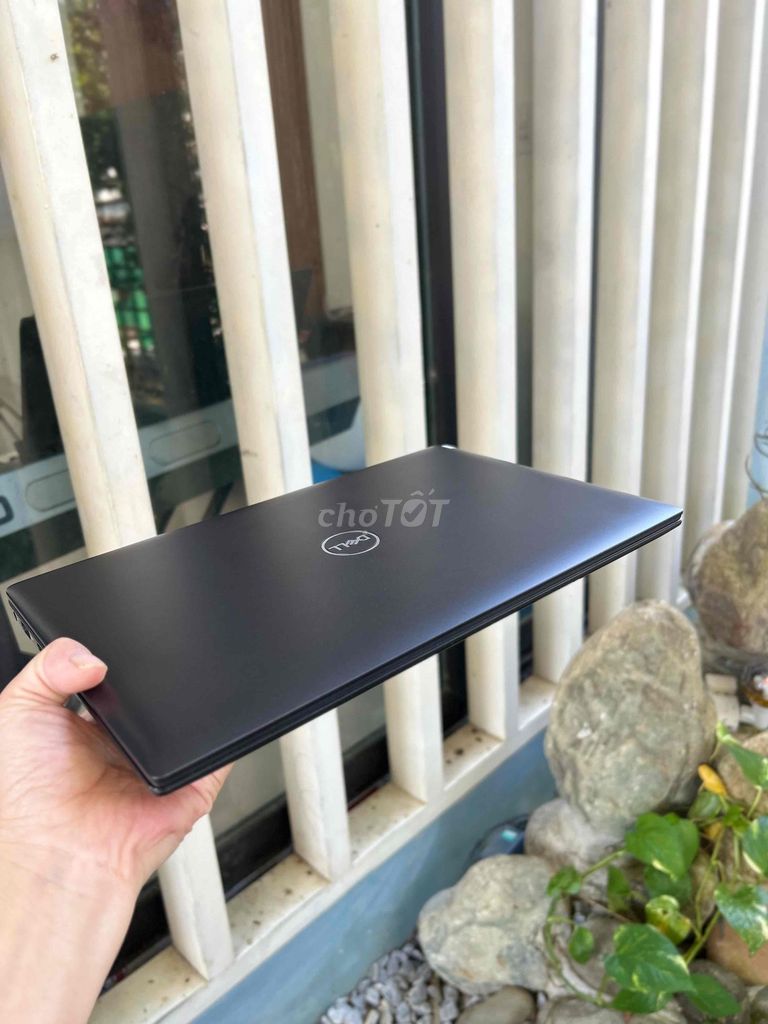 xeo dell mỏng nhẹ cực kì. Mua bán Laptop tại Thành phố Huế Thừa Thiên Huế được đăng bởi Noel hình 1