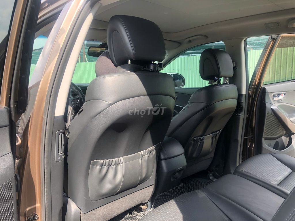 Hyundai Santa Fe 2015 2.2L 4WD - 41000 km. Mua bán Ô tô tại Huyện Hóc Môn Tp Hồ Chí Minh được đăng bởi Huy Hyundai hình 10