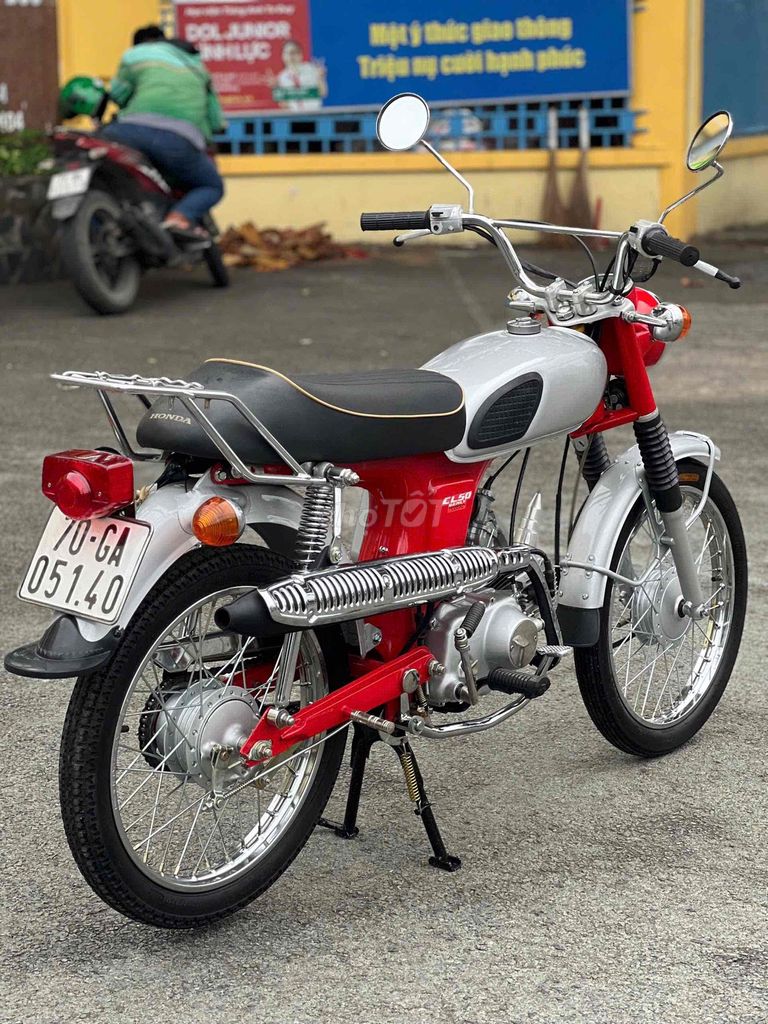 HONDA CL 50cc chính chủ. Mua bán Xe máy tại Thành phố Thủ Đức Tp Hồ Chí Minh được đăng bởi Xe Máy Nguyễn Phụng hình 3