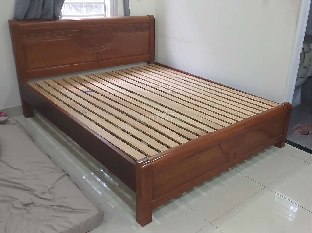 Giường ngủ Gỗ sồi Nâu 1.6m x 2m. Mua bán Giường, chăn ga gối nệm tại Thành phố Thủ Đức Tp Hồ Chí Minh được đăng bởi Bùi Thị Kim Tuyến hình 1
