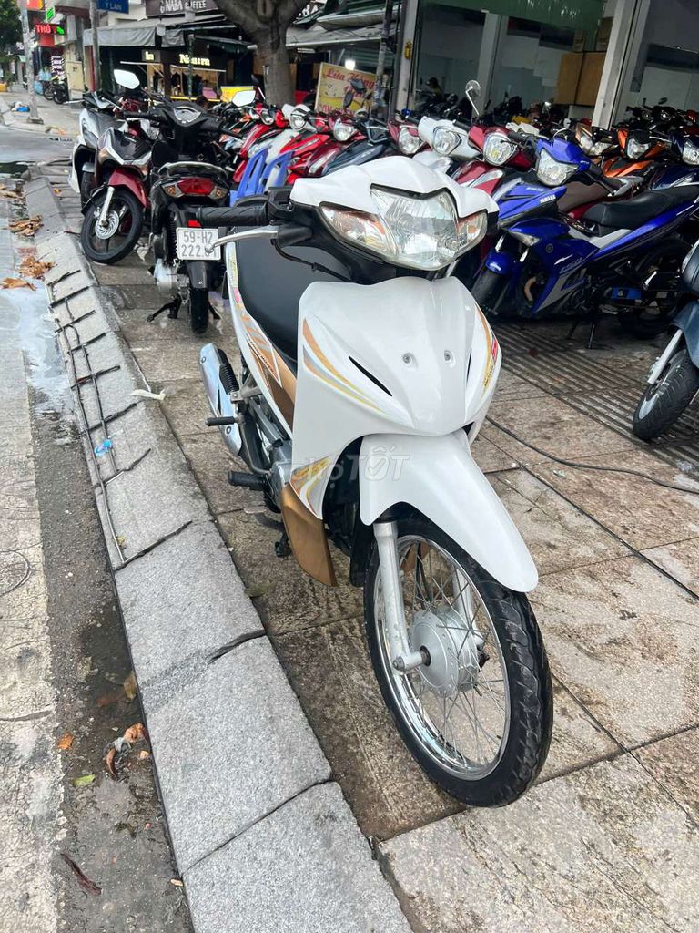 Honda Wave S 2013 Trắng Đã sử dụng