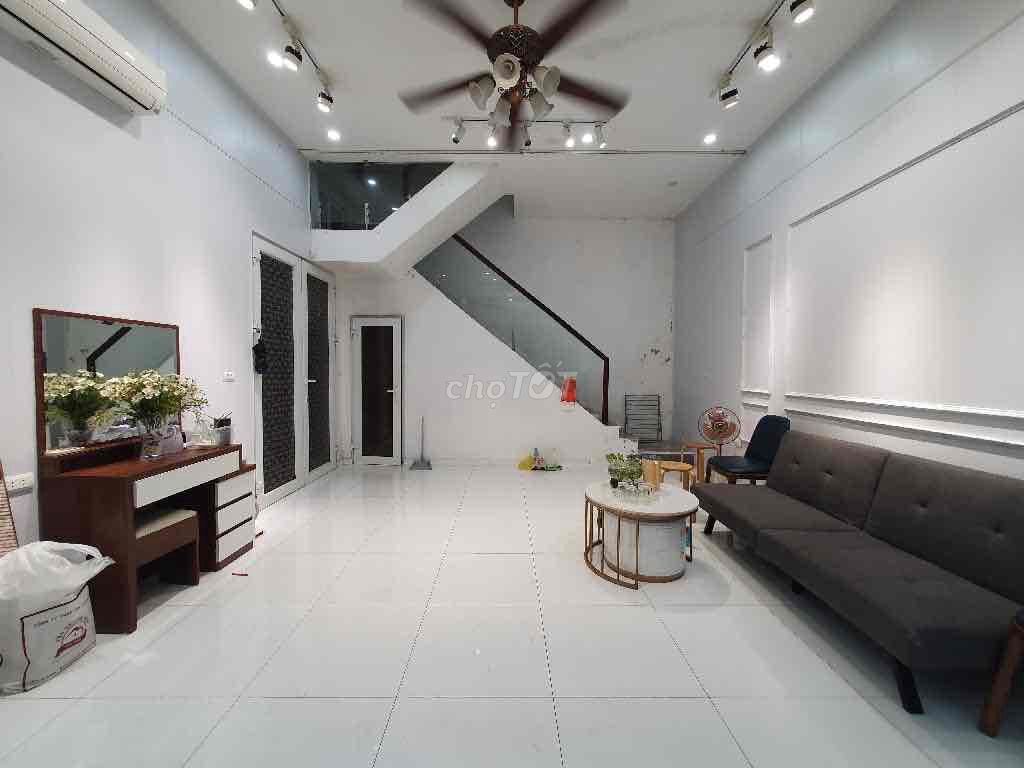 Bán nhà Khương Thượng, ngõ nông lô góc. 30m2, 3 tầng mt 5m. 7.05tỷ