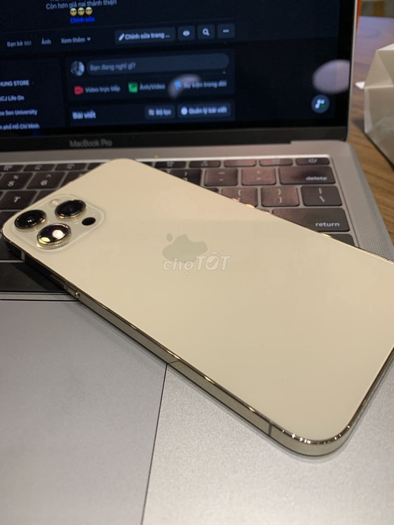 iPhone 12 Promax màu vàng Gold 256G, còn đẹp