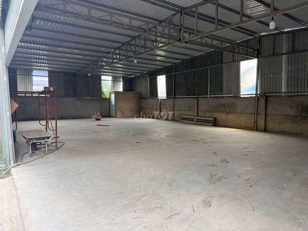 Xưởng An Điền 1000m giá 15 triệu đường tải 8 tấn