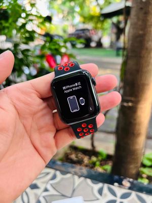 Apple Watch SE 44mm - GPS - Pin 94%
