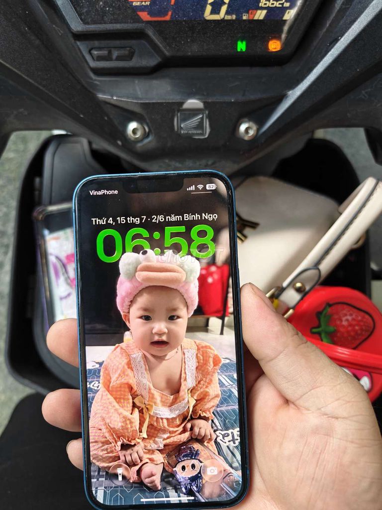 Apple iPhone 13 Xanh dương. Mua bán Điện thoại tại Quận 12 Tp Hồ Chí Minh được đăng bởi Ý hình 1
