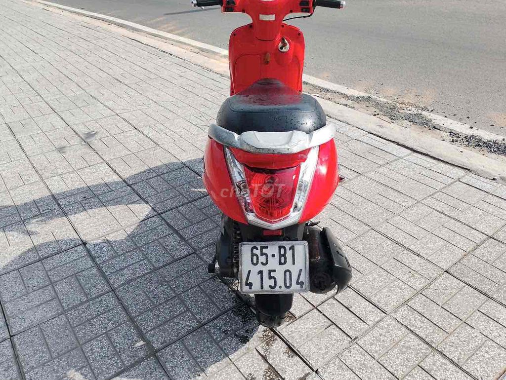 SYM Attila màu Đỏ. Mua bán Xe máy tại Quận Ninh Kiều Cần Thơ được đăng bởi đầy cửa hàng cầu hưng lợi nk cần thơ hình 4