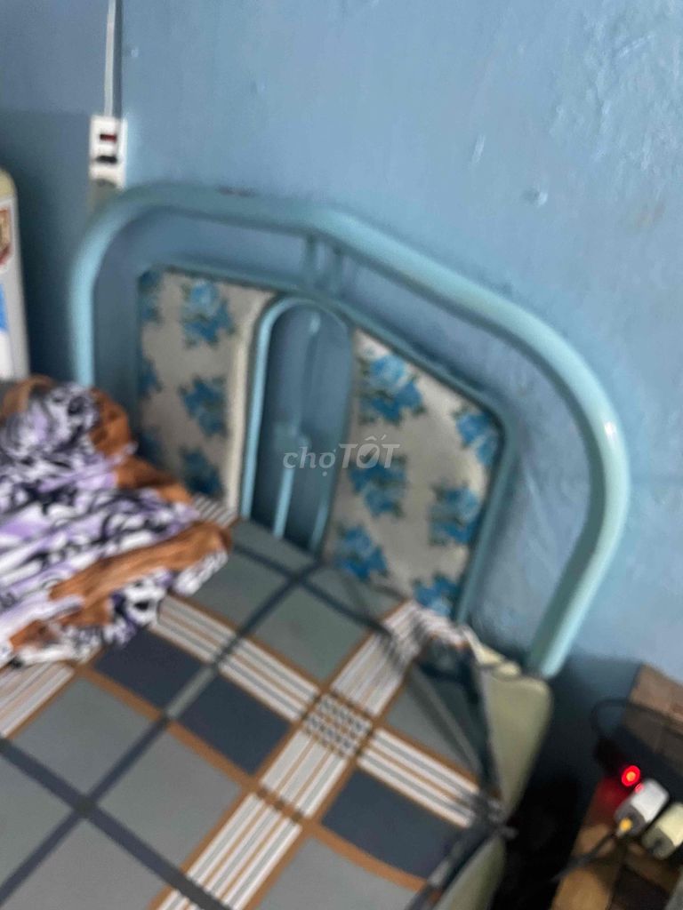 Giường sắt 1m2 Xanh Còn mới. Mua bán Giường, chăn ga gối nệm tại Thành phố Thủ Đức Tp Hồ Chí Minh được đăng bởi Daniel hình 1