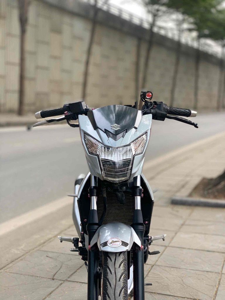 Suzuki RAIDER 2023 xe lướt mới chính chủ. Mua bán Xe máy tại Quận Cầu Giấy Hà Nội được đăng bởi Tong motor xe may hình 7