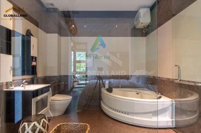 Аренда · 4 комн. · 205 м² · Quận Sơn Trà, ул. Đường Sương Nguyệt Ánh