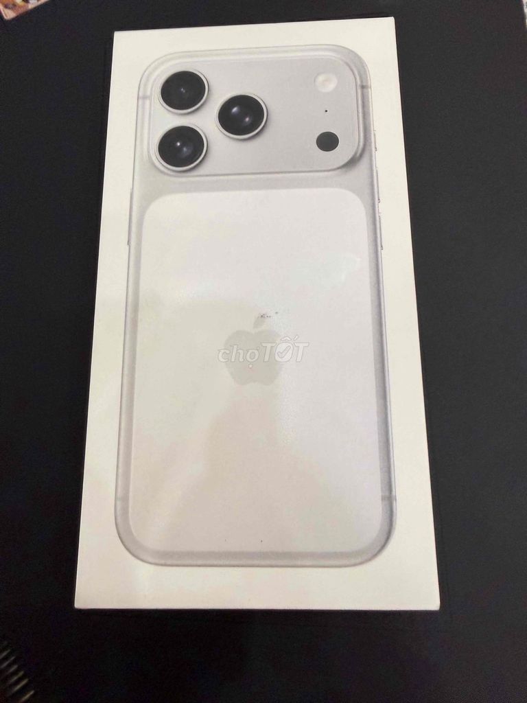 Cần bán iPhone 17 Pro 256GB Bạc New 100% chưa act. Mua bán Điện thoại tại Quận Thanh Khê Đà Nẵng được đăng bởi phong hình 1