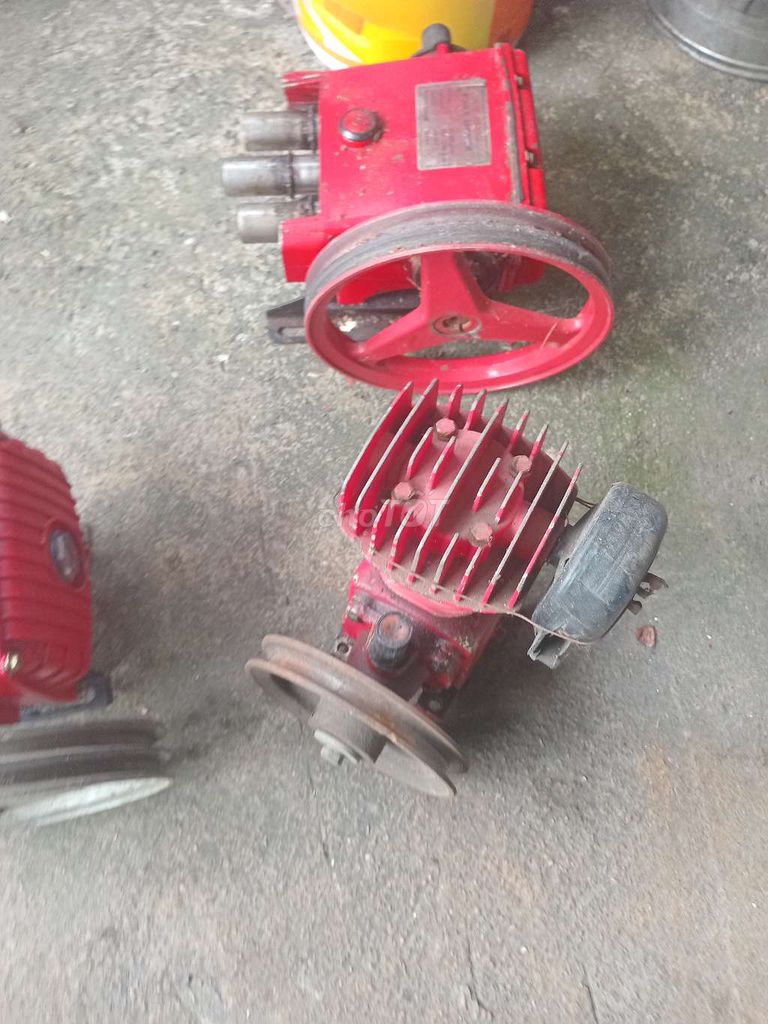 Máy bơm kim loại màu Đỏ. Mua bán Đồ chuyên dụng, Giống nuôi trồng tại Huyện Nam Trực Nam Định được đăng bởi nguyễn sơn hình 1