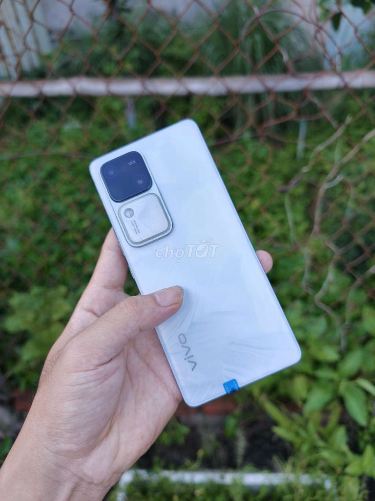 Vivo S18 12GB/256GB . Mua bán Điện thoại tại Thành phố Thủ Dầu Một Bình Dương được đăng bởi HUNG MOBILE  hình 1