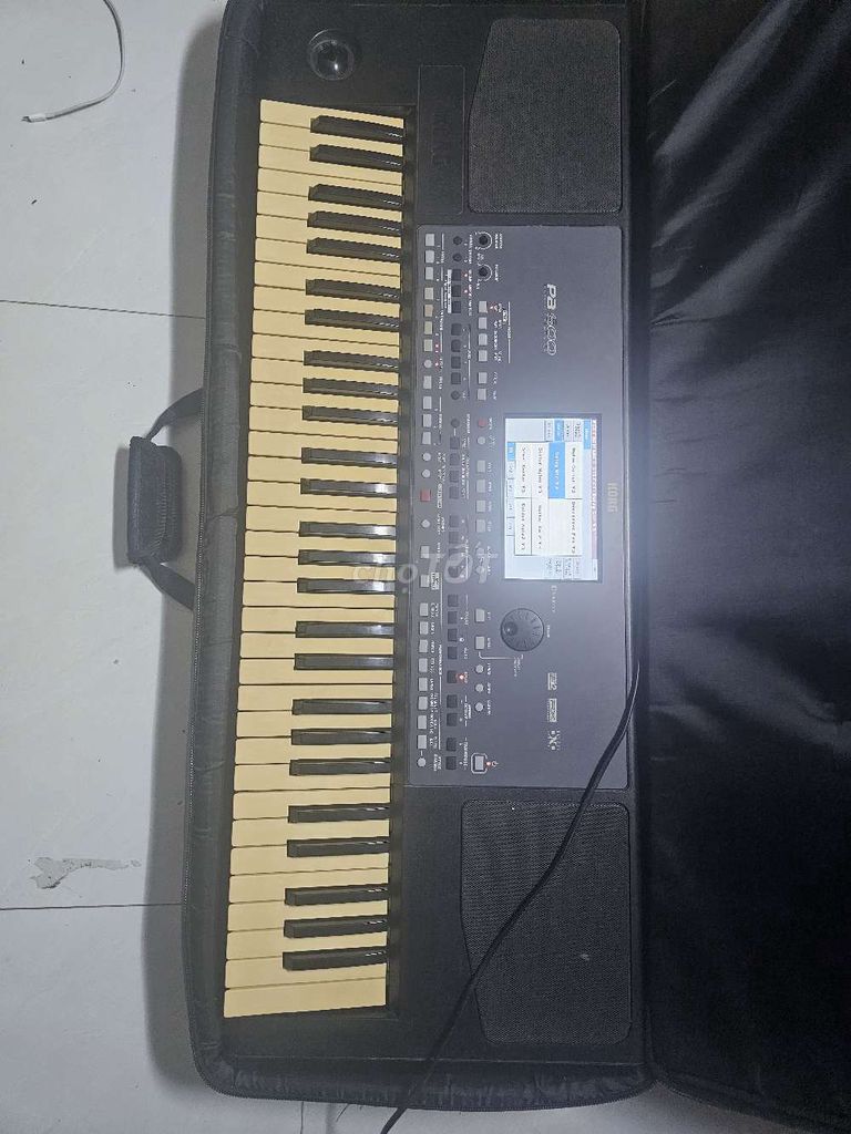 Cần bán korg pa 600