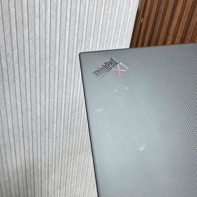 Lenovo ThinkPad X1 Carbon Gen 9 i7-1165G7 16GB FHD