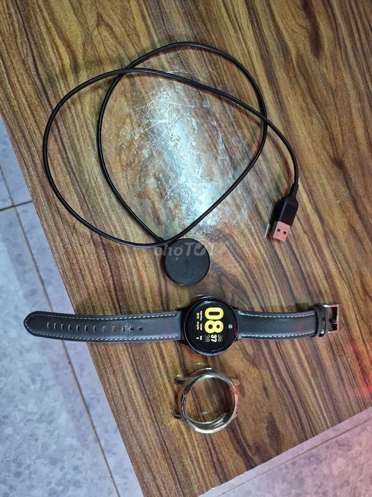 Samsung Galaxy Watch Active 2 Đen 40mm. Mua bán Thiết bị đeo thông minh tại Thành phố Vĩnh Long Vĩnh Long được đăng bởi Đức Thắng hình 1