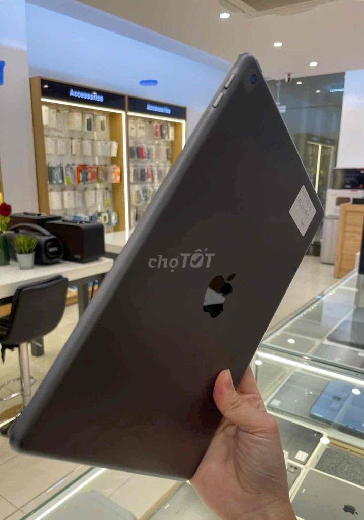 ipad gen 9 256gb gray wifi pin82 zin nguyên khối. Mua bán Máy tính bảng tại Quận 3 Tp Hồ Chí Minh được đăng bởi Nam Á Mobile hình 1